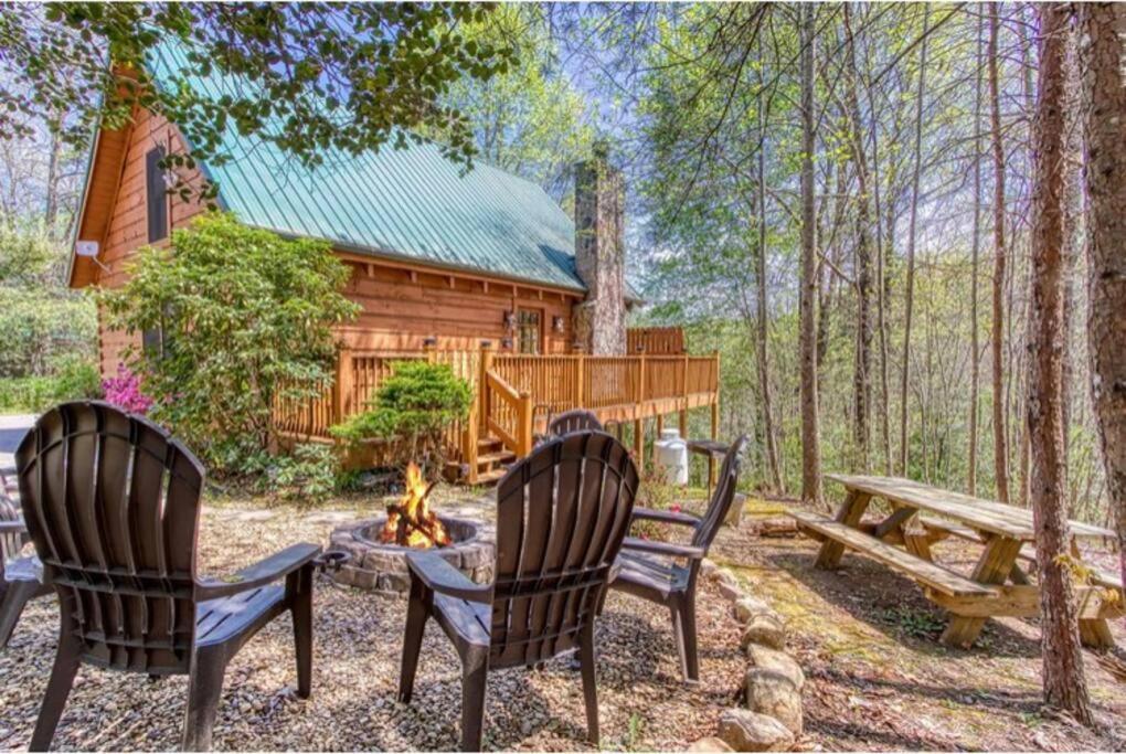 Lazy Bear Cabin Sevierville Exterior foto